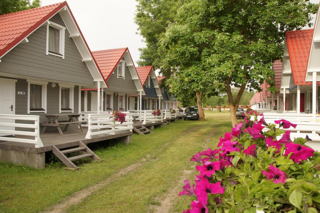 Holiday Resort & Camping Intercamp'84 Łeba Exterior foto